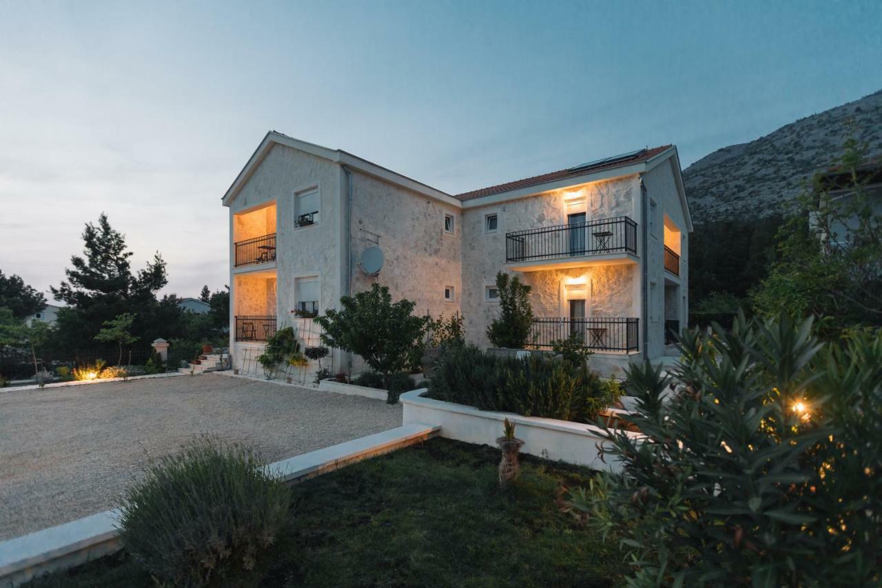 Hedon-Stone Apartment Starigrad Paklenica Exterior photo